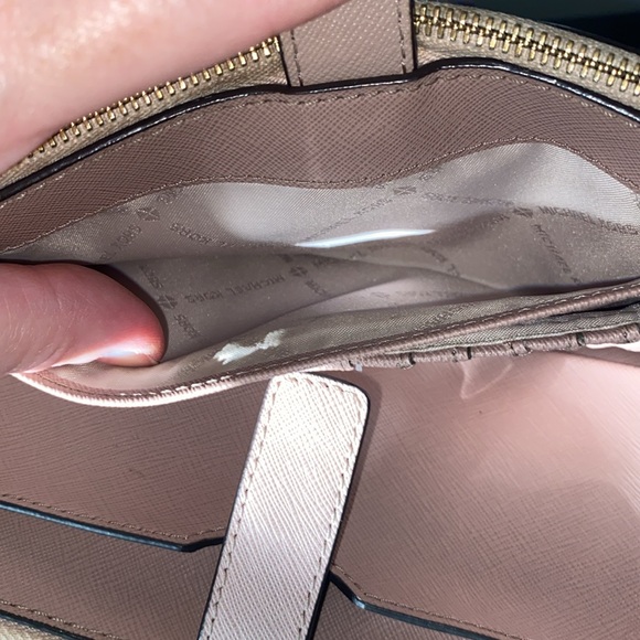 Michael Kors Jet Set Wristlet - Picture 6 of 13